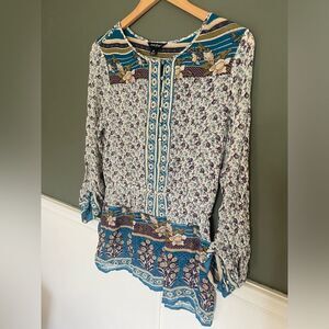 Lucky Brand Tunic Top Size M cuff sleeve detail and cinch waist